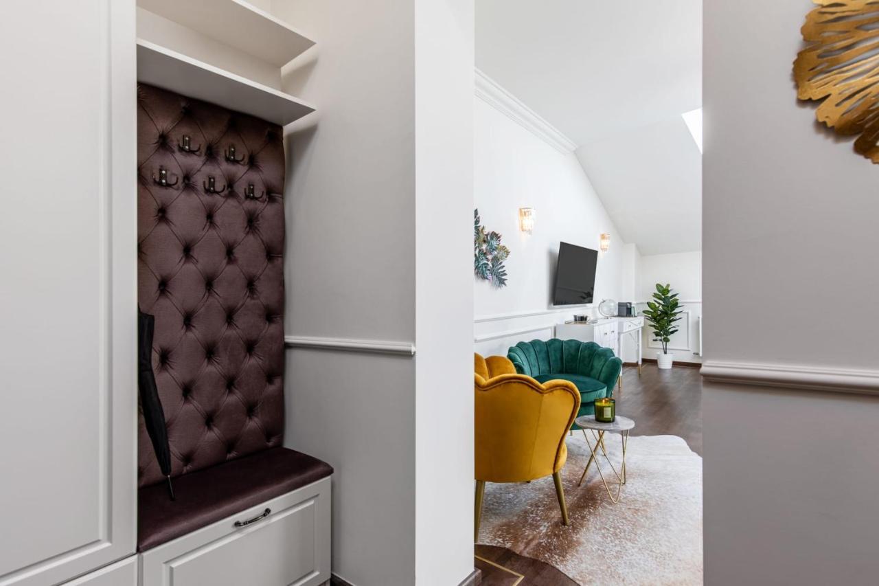 Holt Old Town Luxury Suites Bucharest Luaran gambar