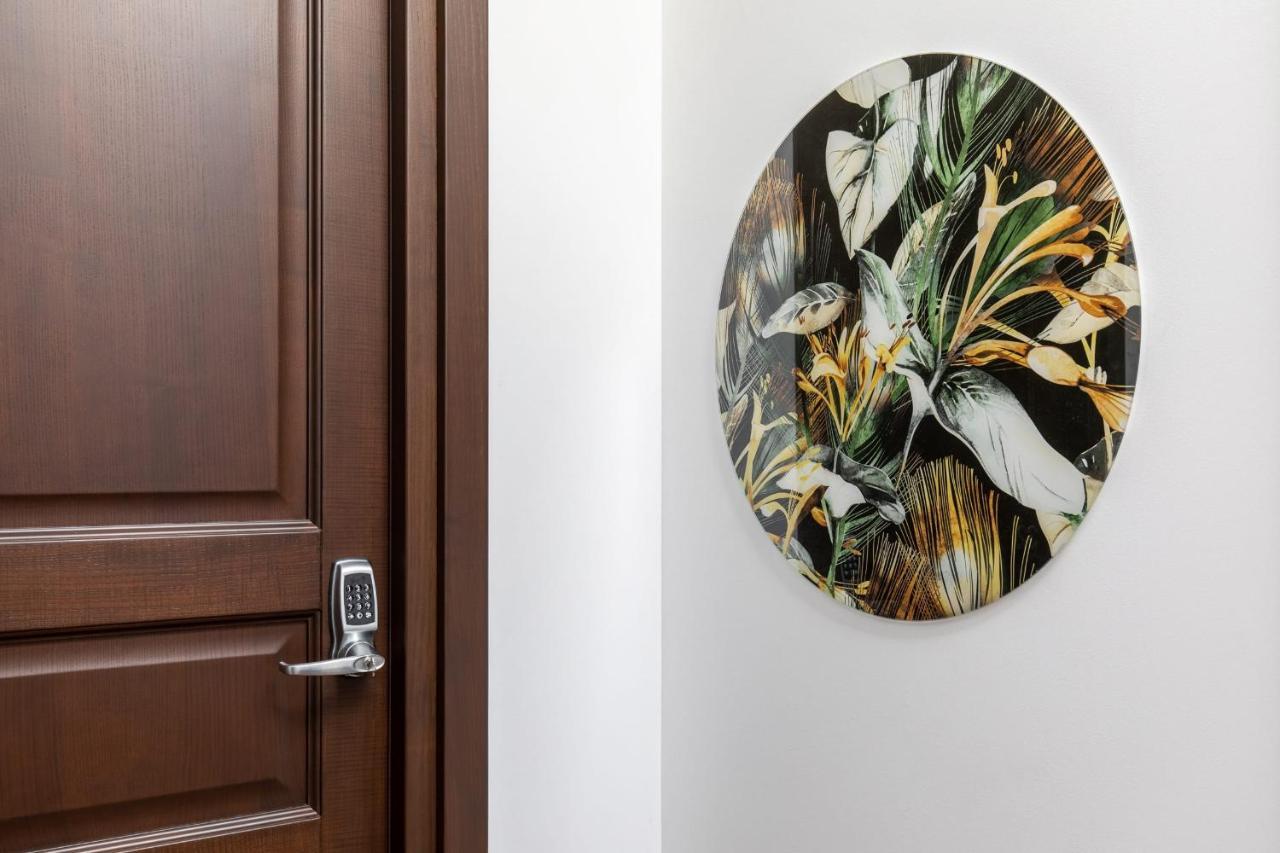 Holt Old Town Luxury Suites Bucharest Luaran gambar