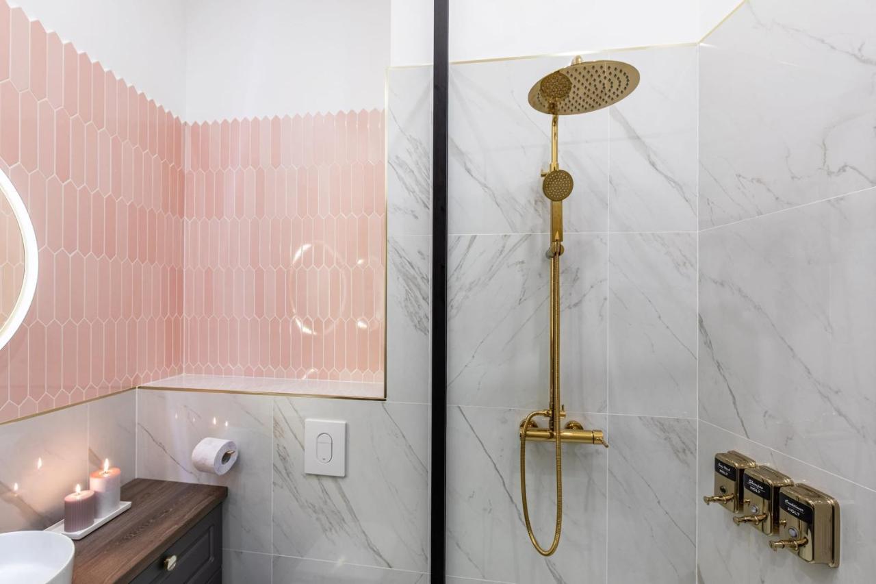 Holt Old Town Luxury Suites Bucharest Luaran gambar